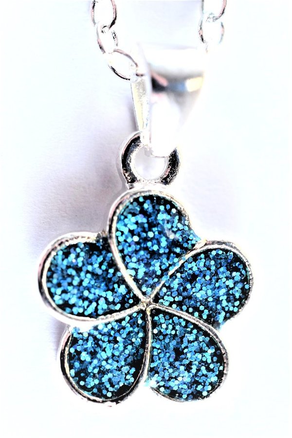 Opal Blume mit Sterlingsilberkette