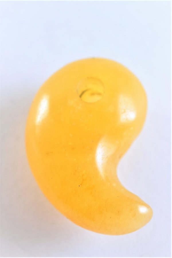 Horn aus Jade/Jadeit gelb
