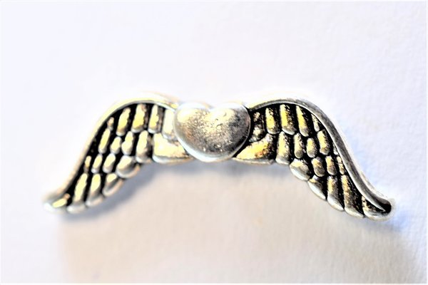 Engelflügel aus Antiksilber